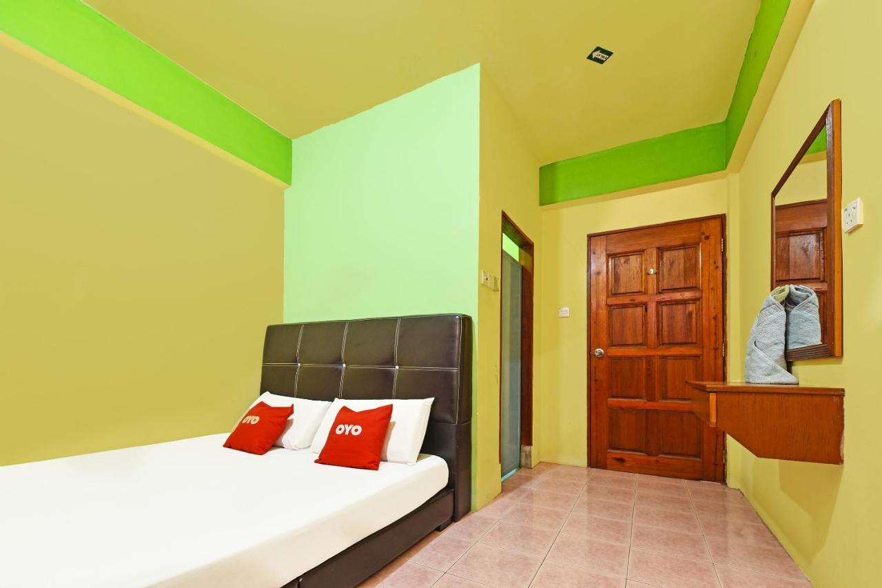 Oyo 90565 Teresek View Motel Kuala Tahan Kültér fotó