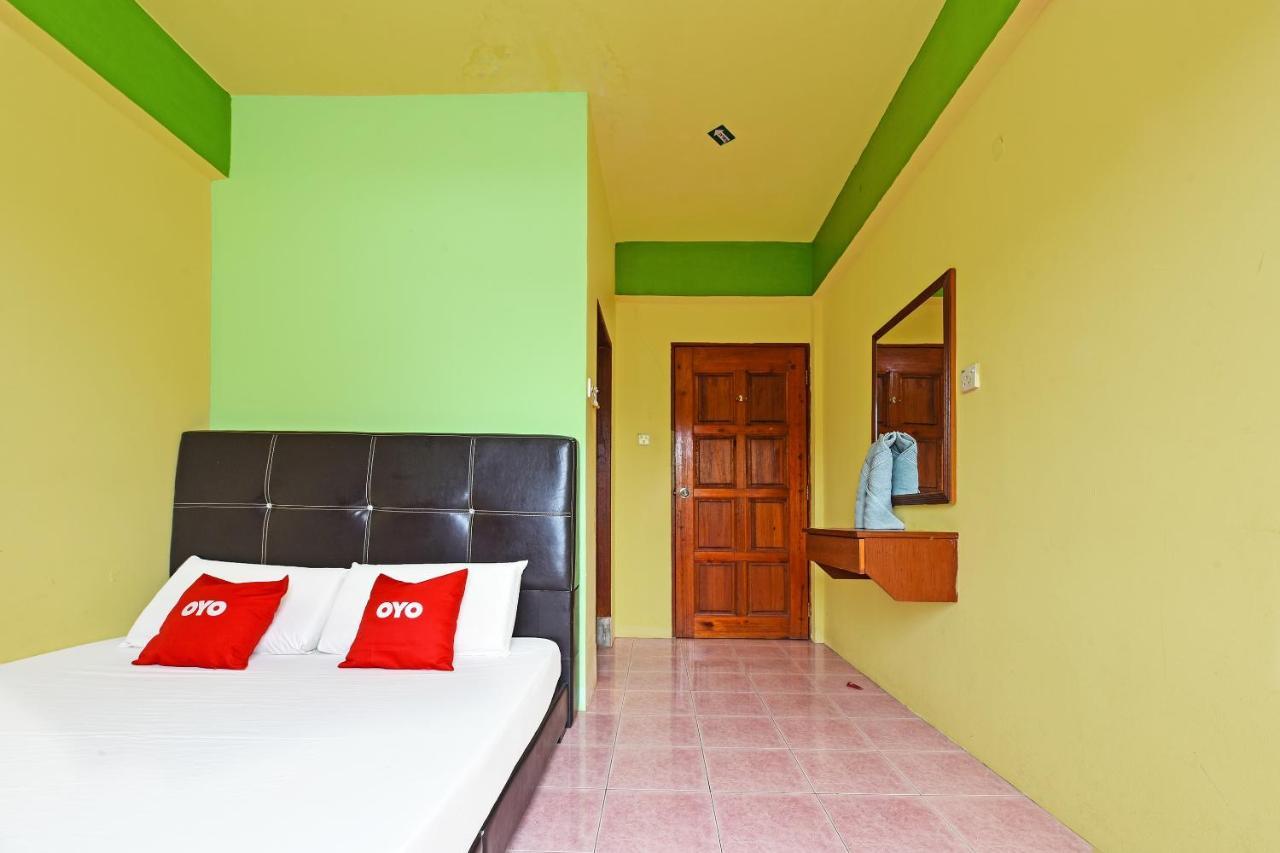Oyo 90565 Teresek View Motel Kuala Tahan Kültér fotó